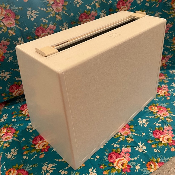 Husqvarna Viking 6000 series 6440 Sewing machine Hard Cover Case OEM - Picture 1 of 11